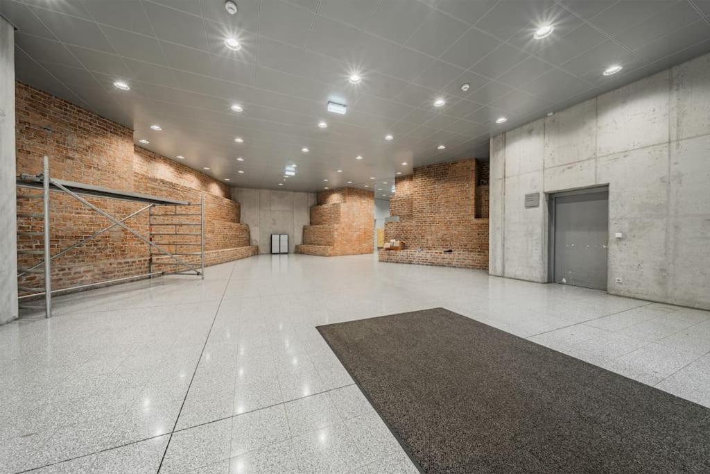 Spektakulaeres Apartment ✩ 7. Stock ✩ Kostenlose Parkgarage Wina Bagian luar foto